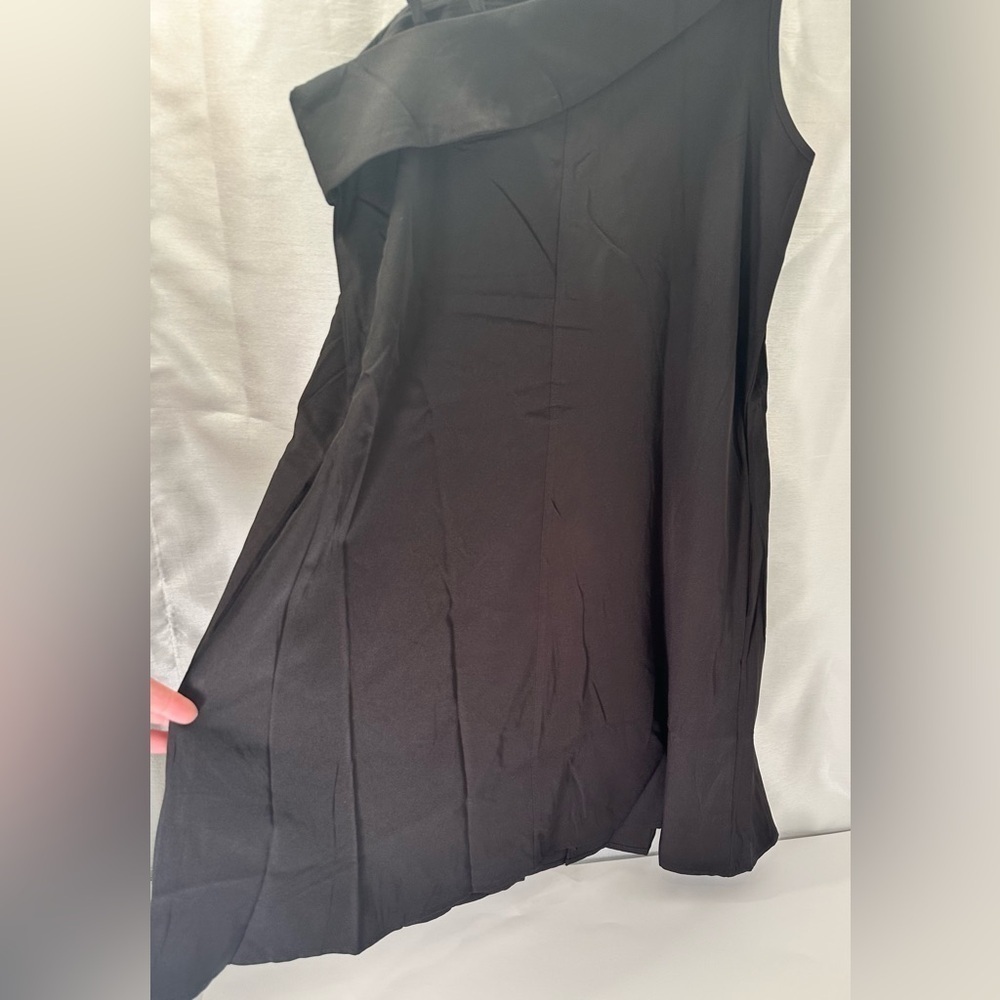 Cute little SHEIN thin black dress perfect for summer size small - Picture 4 of 5